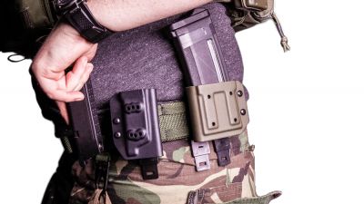Kydex Customs MOLLE Magazine Carrier for Glock (Black) - Detail Image 3 © Copyright Zero One Airsoft
